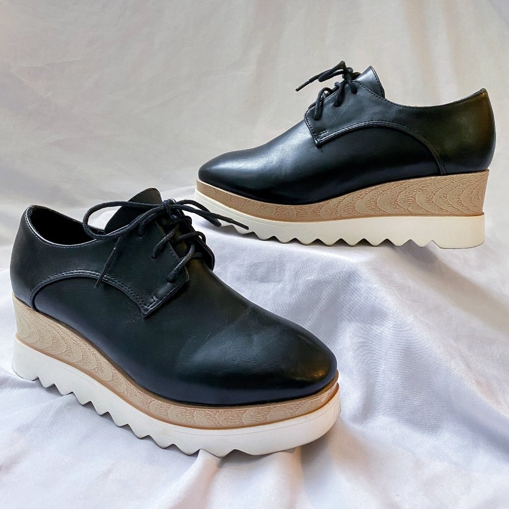 Platform Wedge Oxford Tread Shoe - 8
